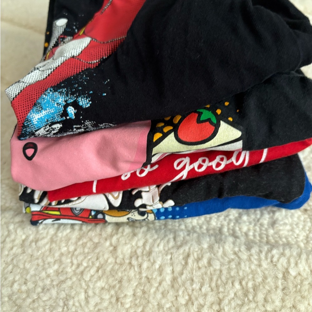 Bundle of 5 kids tshirts bundle size small (5/6)